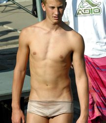 White & yellow speedos 5a5d51e5dbaec.jpg