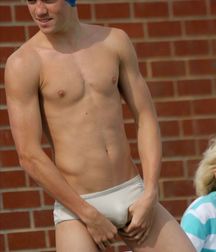 White & yellow speedos 5a5d52243b824.jpg