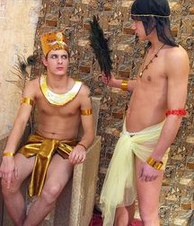 Pharaoh and servant part1  5a88b606ac154.jpg