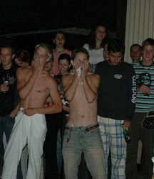 Clay fighting  5bae524904cc0.jpg