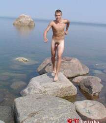 Knight boy porn at the beach part 1 6095a10495fa0.jpg