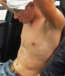 Hunter's Random Internet Picks 2 587d6dda76333.jpg