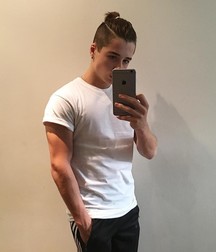 Hunter's Random Internet Picks 57 588940f518d07.jpg