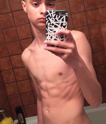 x1 teen  5d9e1b2b3c51c.jpg