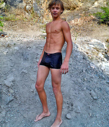 x1 teen  5d9e1b837cf71.jpg