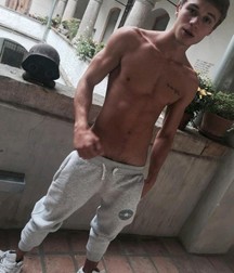 x3 teen boy  5dbb0a889f5fa.jpg