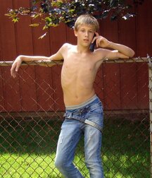 My Favorite Muscle Teens   5f3ff9de0567c.jpg