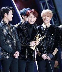 JP69's Kpop GOT7 1 58ee8293edcdb.jpg