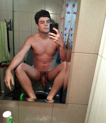 It's all about the SELFIE 5e22477007464.jpg