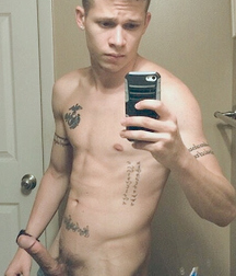 It's all about the SELFIE 5e22478216c2c.jpg