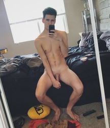 F33TRN33T 5c4a739ceae53.jpeg