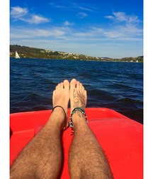 Bare feet 5d41991c8a86a.jpeg