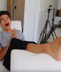 Brent Rivera Barefoot Gay Tube 5f976f7fc6c31.jpeg