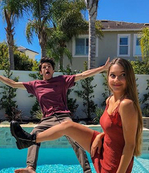 Brent Rivera Barefoot Gay Tube 5f976fd906e45.jpeg