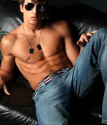 Hot Guys In Jeans 589965a91b128.jpg