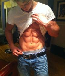 Hot Guys In Jeans 589965b449ba7.jpg