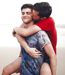 Lucky boys 592ae4c2c8036.jpg
