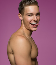 Twinks74 59719ed26e616.jpg