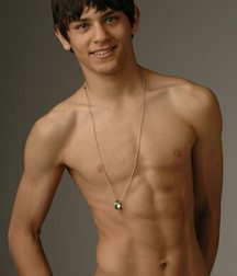 Twinks76 59738eea179be.jpg