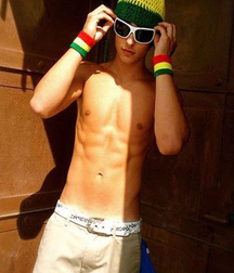 Twinks94 59854d3f4175d.png