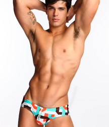 Twinks102 598dc3dd90cb0.png