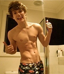 Twinks102 598dc3f676271.jpg