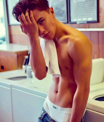 Twinks112 599606f7551c7.png