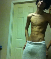 Twinks135 59ad66f6ed6d5.png