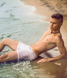 Twinks150 59bf45cf5a8c5.jpg