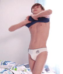 Twinks155 59c49f2fe6a91.gif