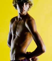 Twinks157 59c7435dee53c.jpg