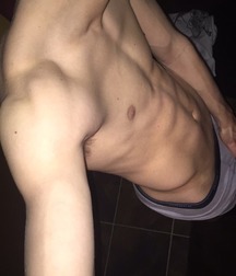 Twinks159 59c942ef4d97b.jpg
