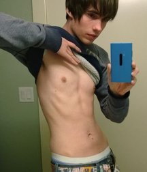 Twinks162 59cc8f1f334a0.jpg