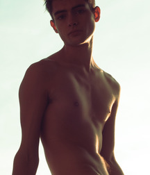 Twinks165 59cfb9ed77ce0.jpg