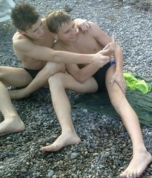 Barefoot 589be5a782a49.jpg