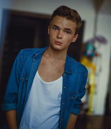 Beauty Boys 1 5a0b21a54b960.jpg