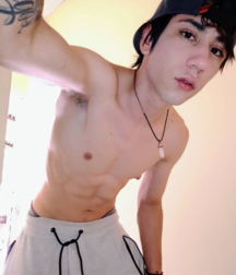 (Mostly) Shirtless Boys 11 gay boys porn tube 5f396926e2e75.png