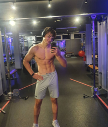 (Mostly) Shirtless Boys 11 gay boys porn tube 5f3969b0e4bc2.png