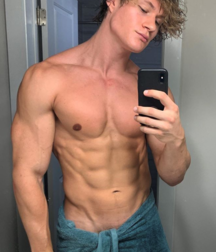 (Mostly) Shirtless Boys 11 gay boys porn tube 5f3969c18873d.png