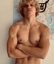 (Mostly) Shirtless Boys 12 gay boys porn tube 5f3dc4c63e821.png