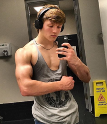 (Mostly) Shirtless Boys 12 gay boys porn tube 5f3dc55fdb420.png