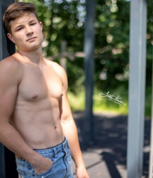 (Mostly) Shirtless Boys 12 gay boys porn tube 5f3dc5745f47c.png