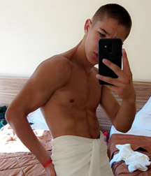 (Mostly) Shirtless Boys 12 gay boys porn tube 5f3dc5ade1c50.png
