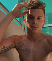 (Mostly) Shirtless Boys 12 gay boys porn tube 5f3dc5c825cd9.png