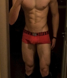  JB's Picks - Selfies 58a508abcae98.jpg