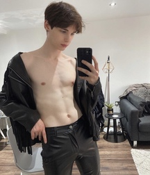 Cute Guy Joshua 5f3d10c010a6f.jpeg