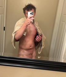 Straight Country Guy Davis 62a18520af31b.jpeg