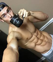 hunk 8 58dbd8f0884f6.jpg