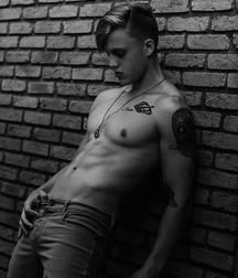 bw 589cade7f0e7b.jpg