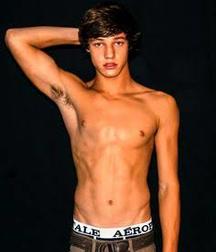 Cameron Dallas 58a6cefe4bf3b.jpeg